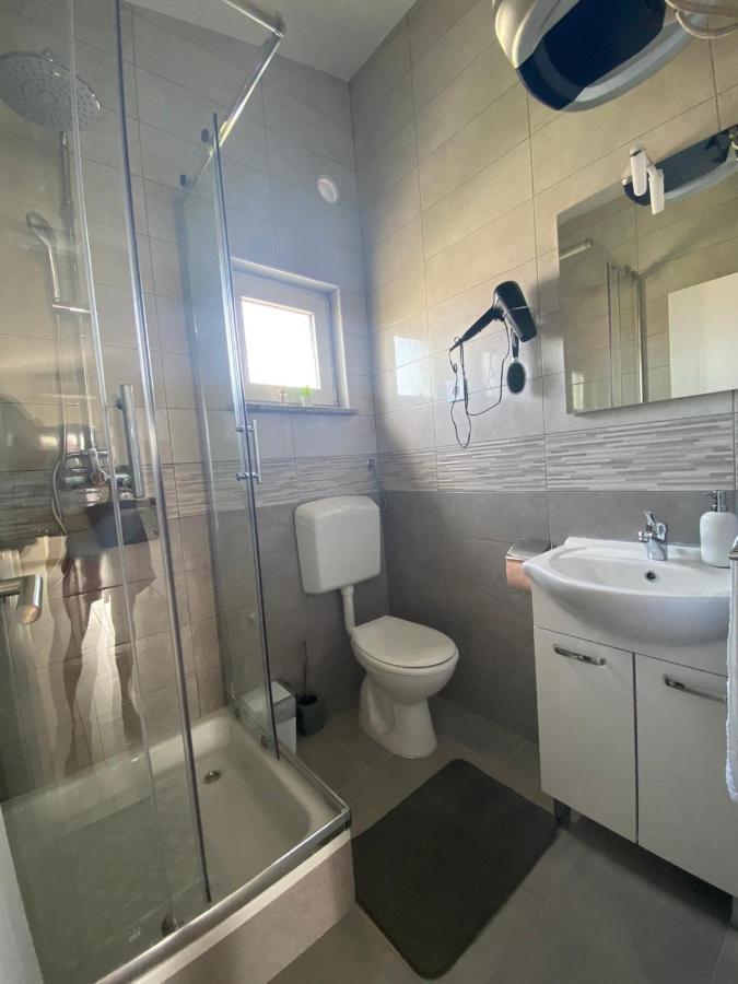 Apartamento Zrinec Vir Exterior foto