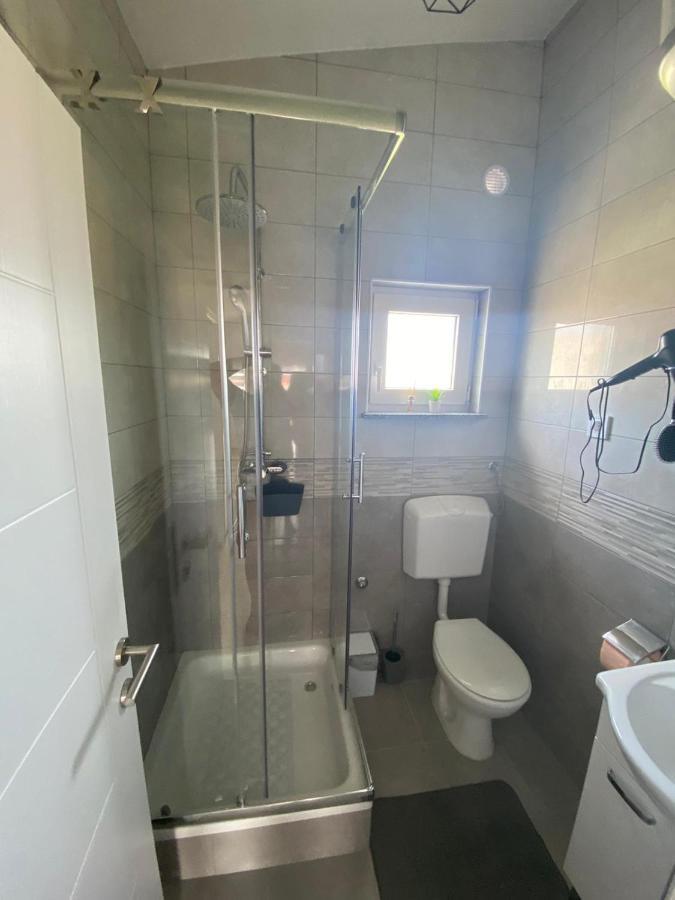 Apartamento Zrinec Vir Exterior foto