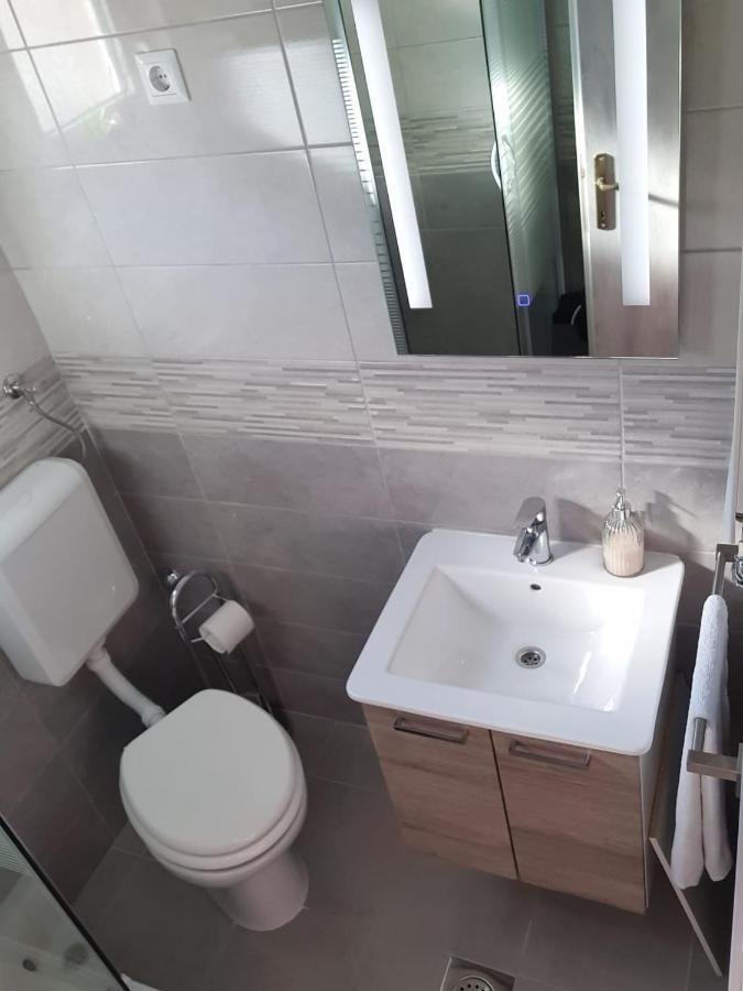 Apartamento Zrinec Vir Exterior foto